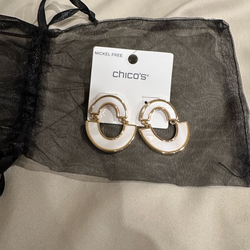 Chico's Elegant Gold and Cream Earrings